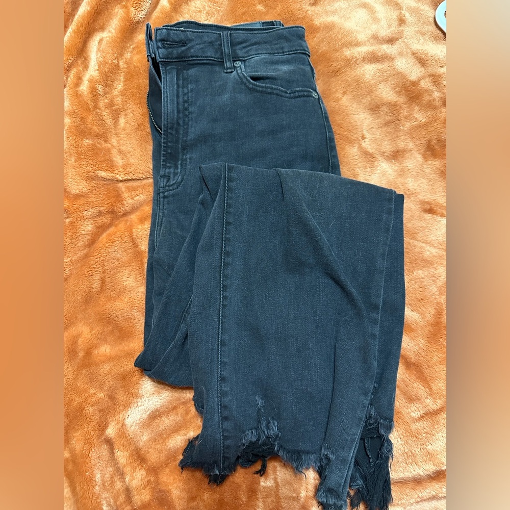 Hidden high waisted black cropped jeans size 30